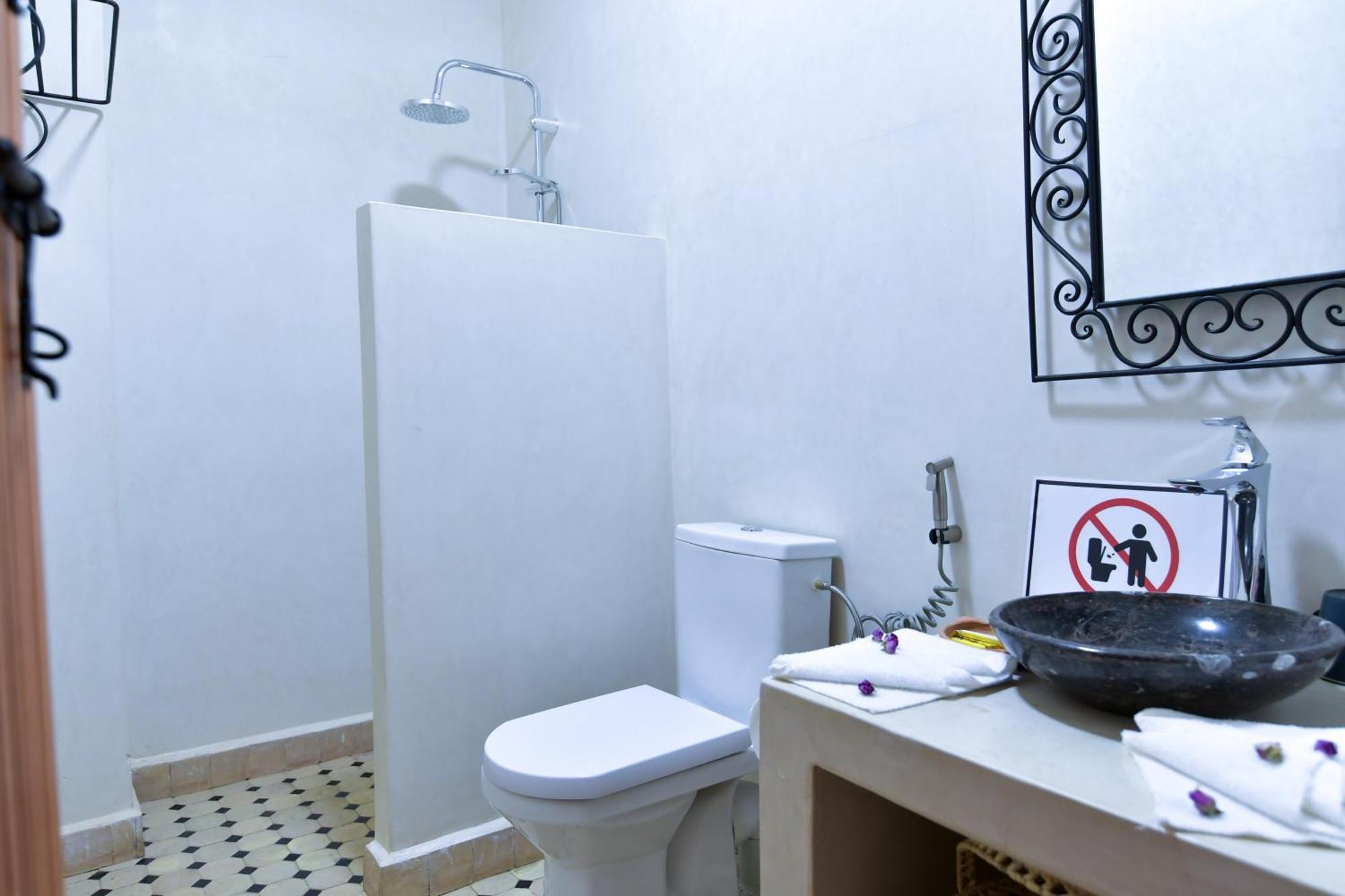 Dar Chams Ouarzazate Hotel Екстериор снимка